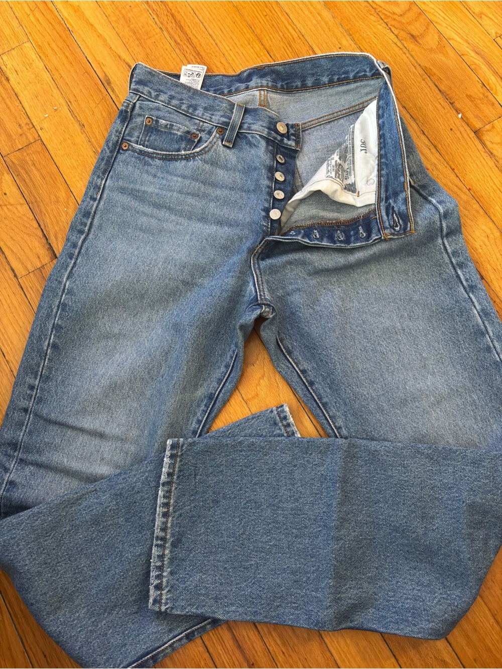 Levi’s Women’s 501 original fit straight leg Jeans